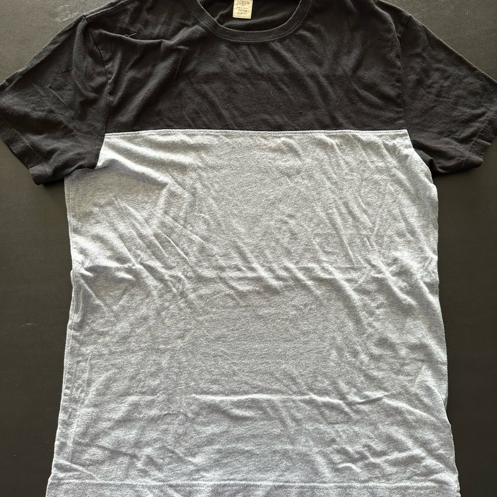 J. Crew Men's Two-Tone Black and Light Gray Crewneck Tee